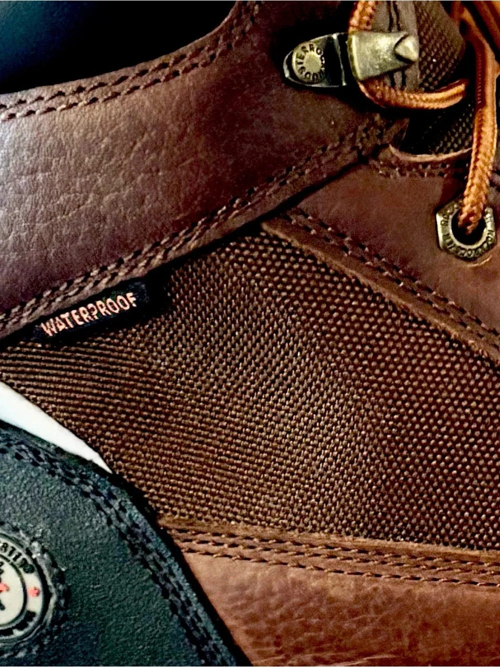 9.5 Brown Waterproof Men's Work Boot